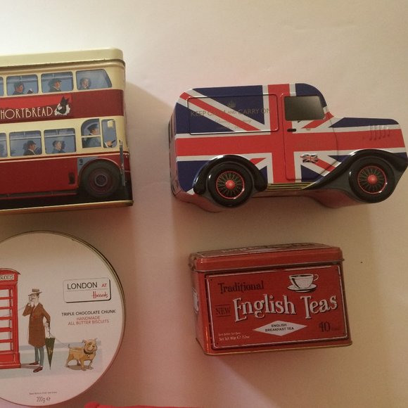 Various Cookie & Tea Tins-Harrods/ Marks & Spencer - Picture 6 of 8